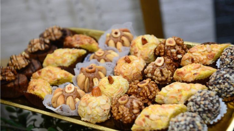 Sweet Must‑Try Moroccan Pastries in Marrakech
