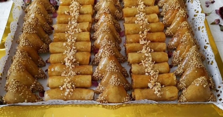 Prices for pastries in Fez: what to budget (per piece, per kilo, gift box, tea room)