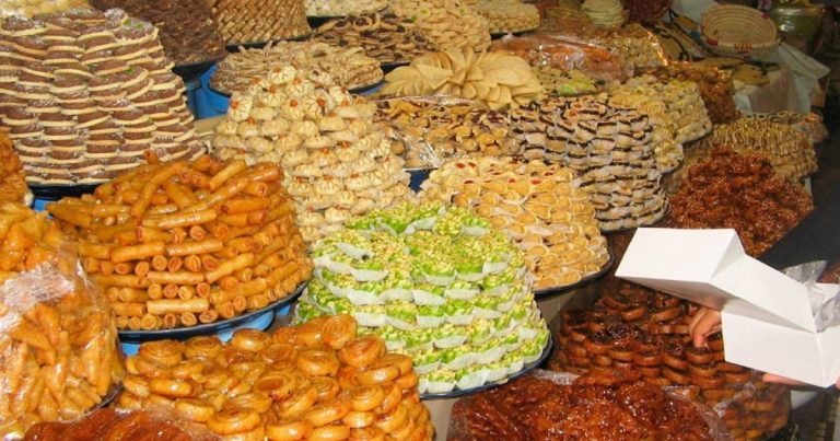 What to try in Fez? 15 must try Moroccan pastries (practical guide)